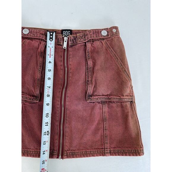 BDG Grunge Gorpcore Denim Mini Skirt Tate Utility Cargo Front Zip Red Jean SMALL - Picture 5 of 6